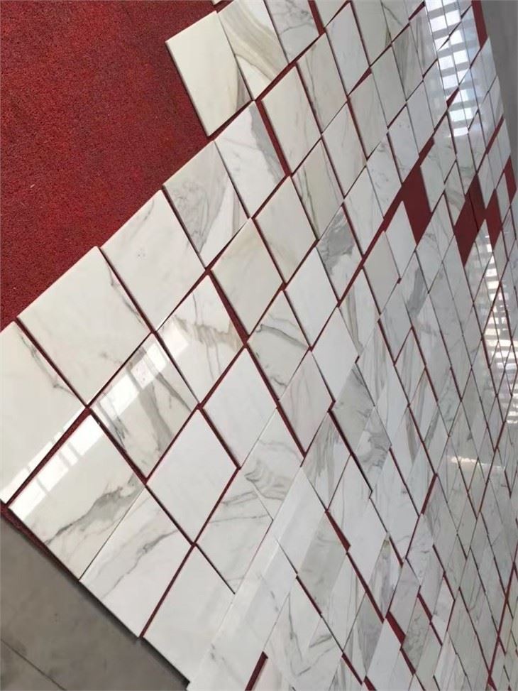 calacatta gold marble tile
